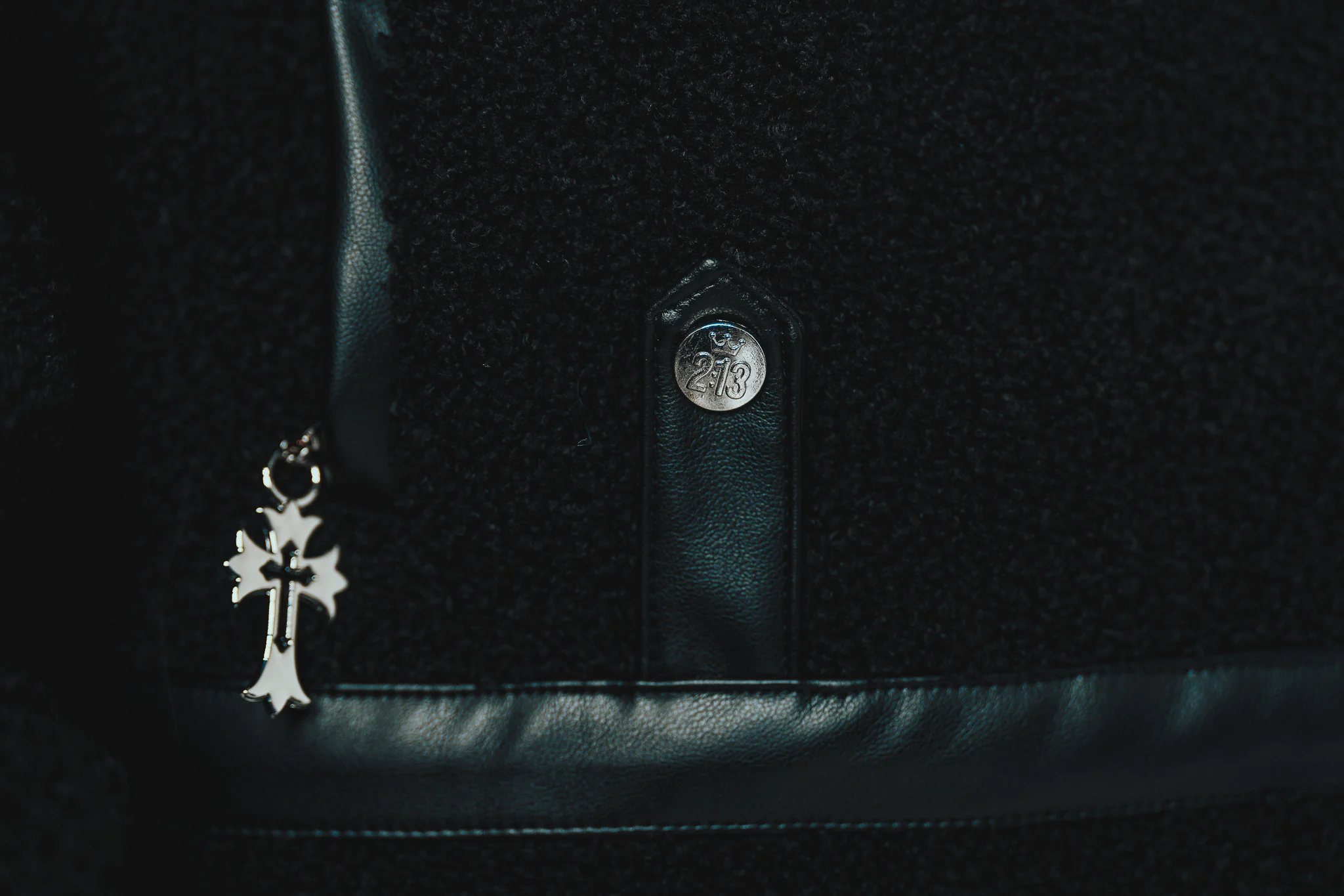 The Signature Sherpa in Black - Image 3
